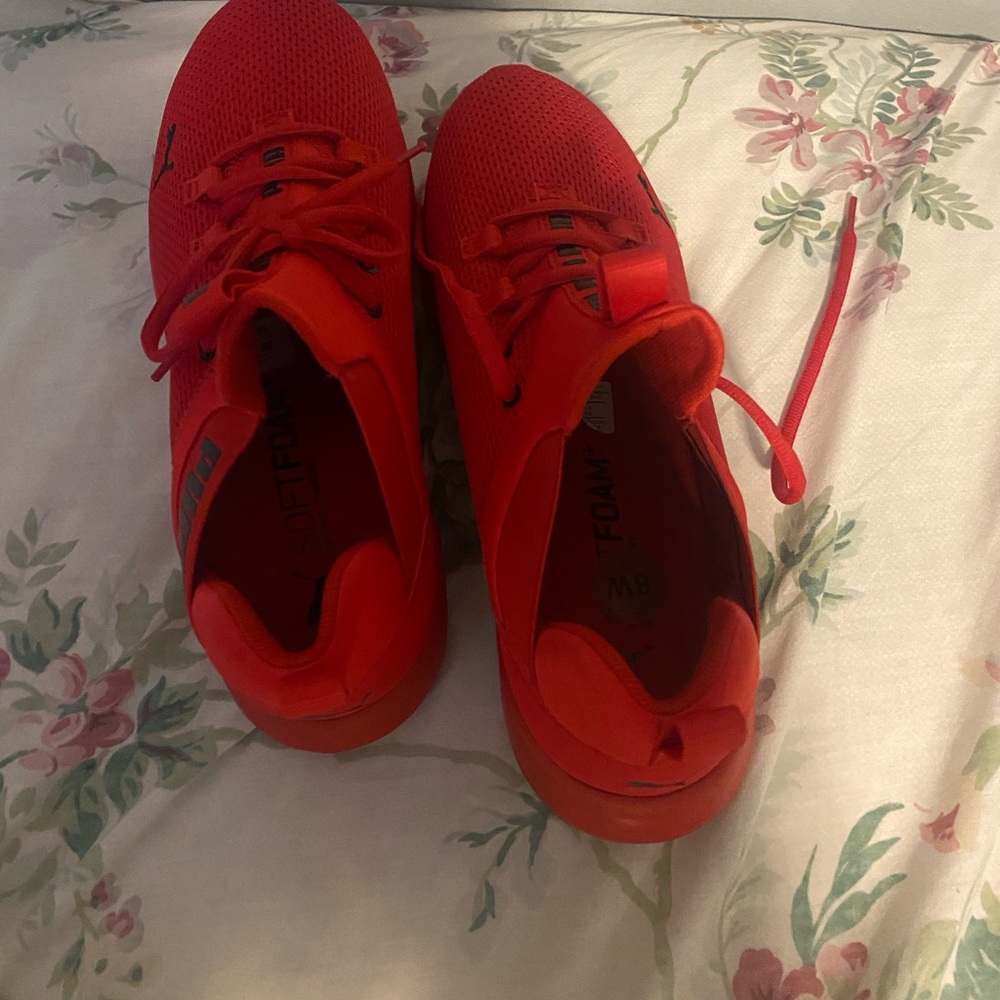 It a good shoes I never use it since I buy it